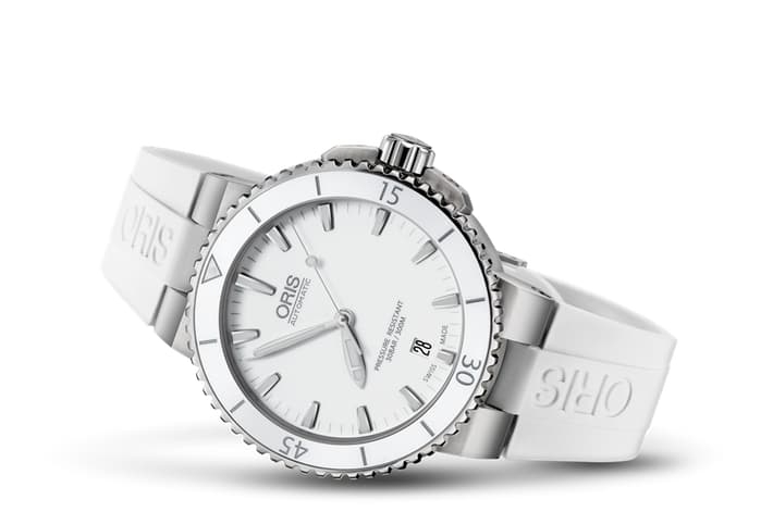 Image of Aquis Date